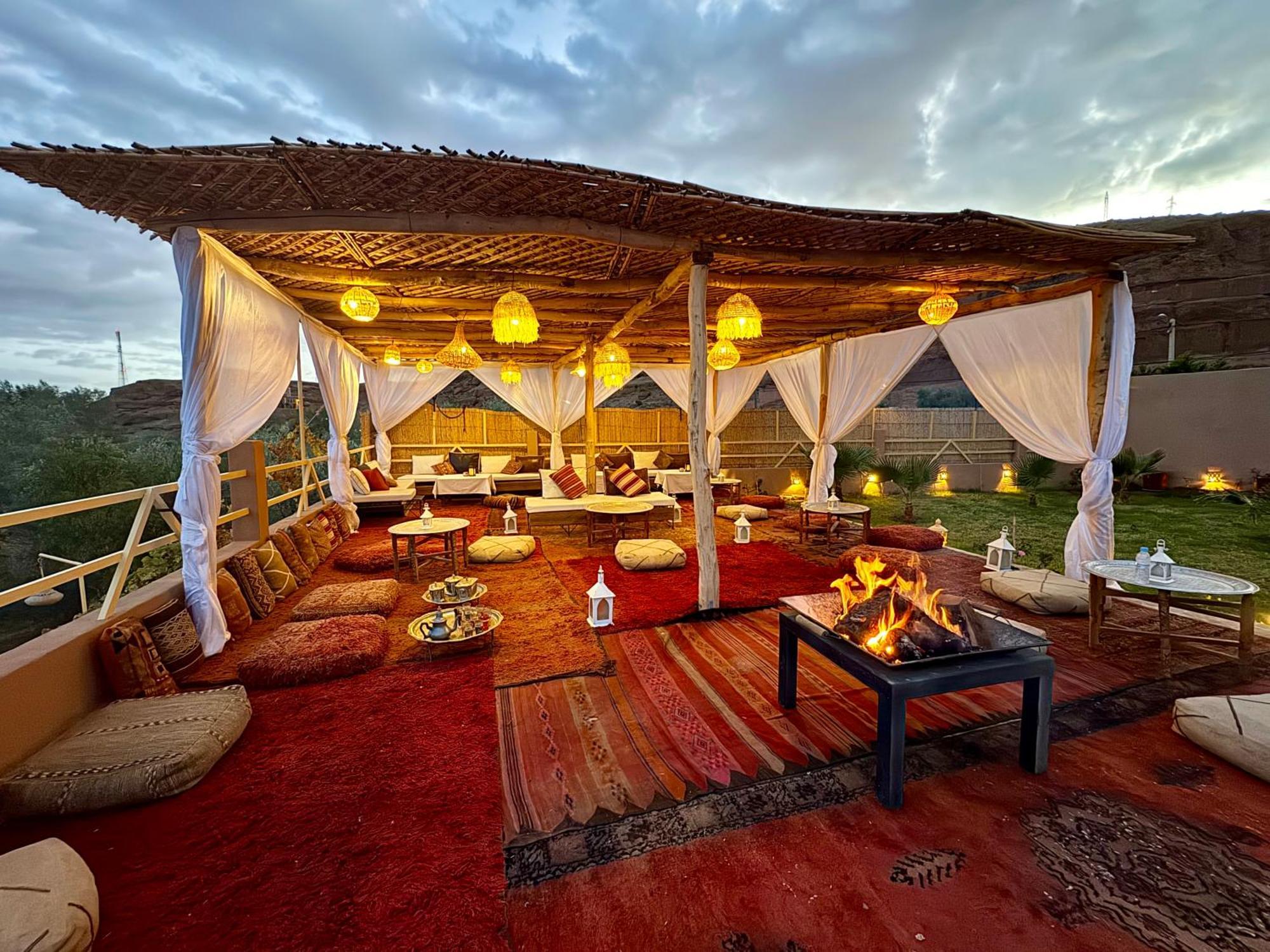 Riad Sahara Stars Dades Boumalne Dades Luaran gambar