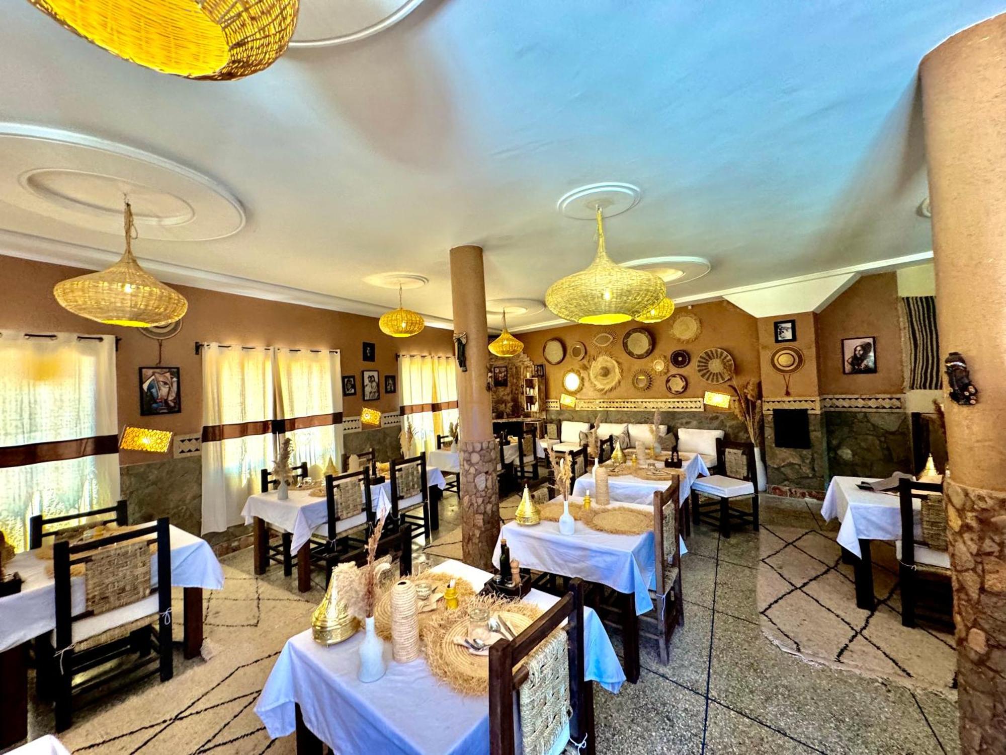 Riad Sahara Stars Dades Boumalne Dades Luaran gambar